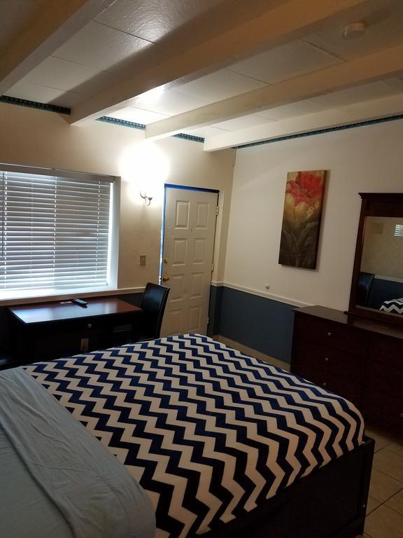 Travelers Bed & Breakfast Hostel 拉斯维加斯 外观 照片