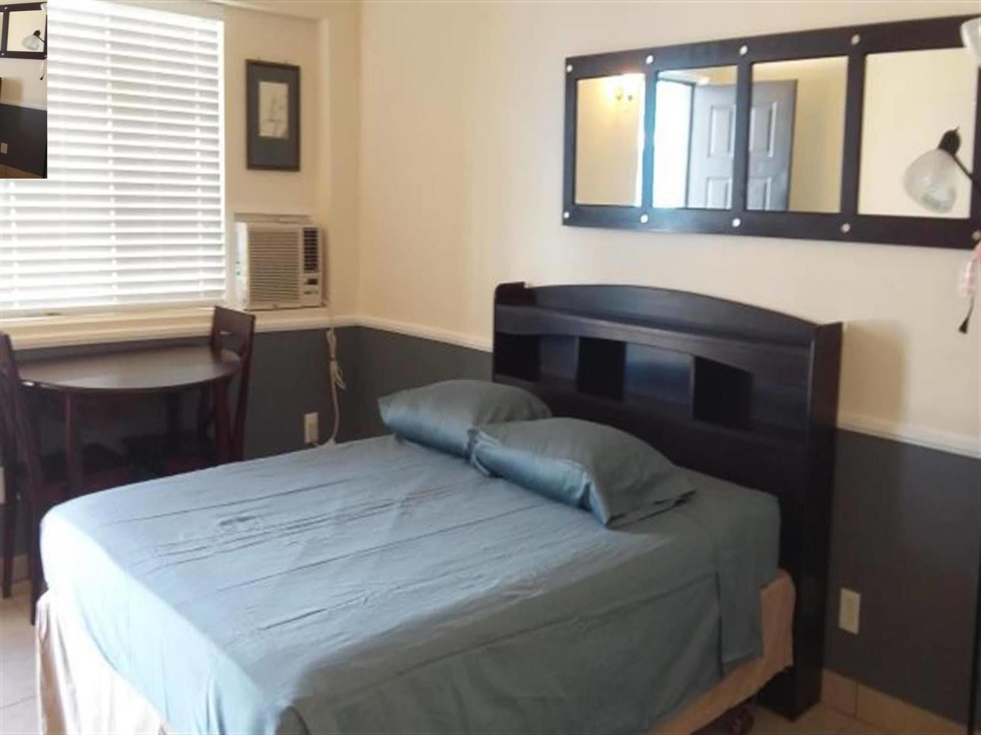 Travelers Bed & Breakfast Hostel 拉斯维加斯 外观 照片